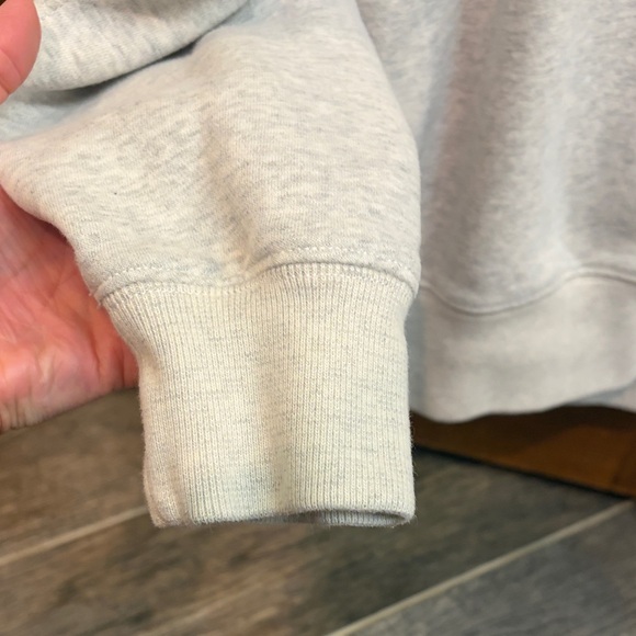 Abercrombie 'Go Team' Women’s Gray Sweatshirt, XS, EUC - Picture 6 of 9